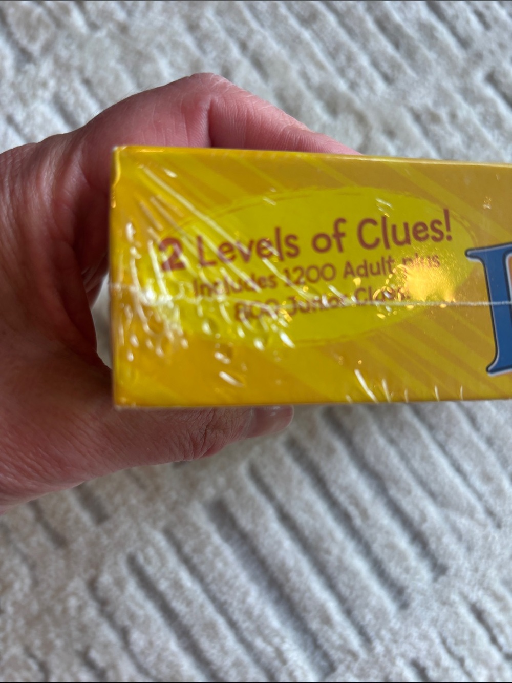 Mattel Pictionary Game Box - Yellow - Picture 3 of 3